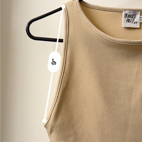 Princess Polly Light Beige/Cream crop top size 2 - Picture 4 of 7